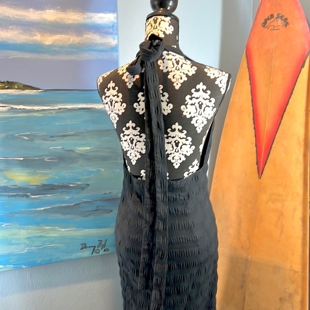 Gorgeous Lightweight Open-Back Halter-Designed Dress,Smocked Fabric,Flirty & Fun - Picture 4 of 10